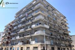 Taranto - Appartamento in Via Nettuno ang. Via Argentina