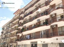 Taranto - Appartamento in Via Friuli