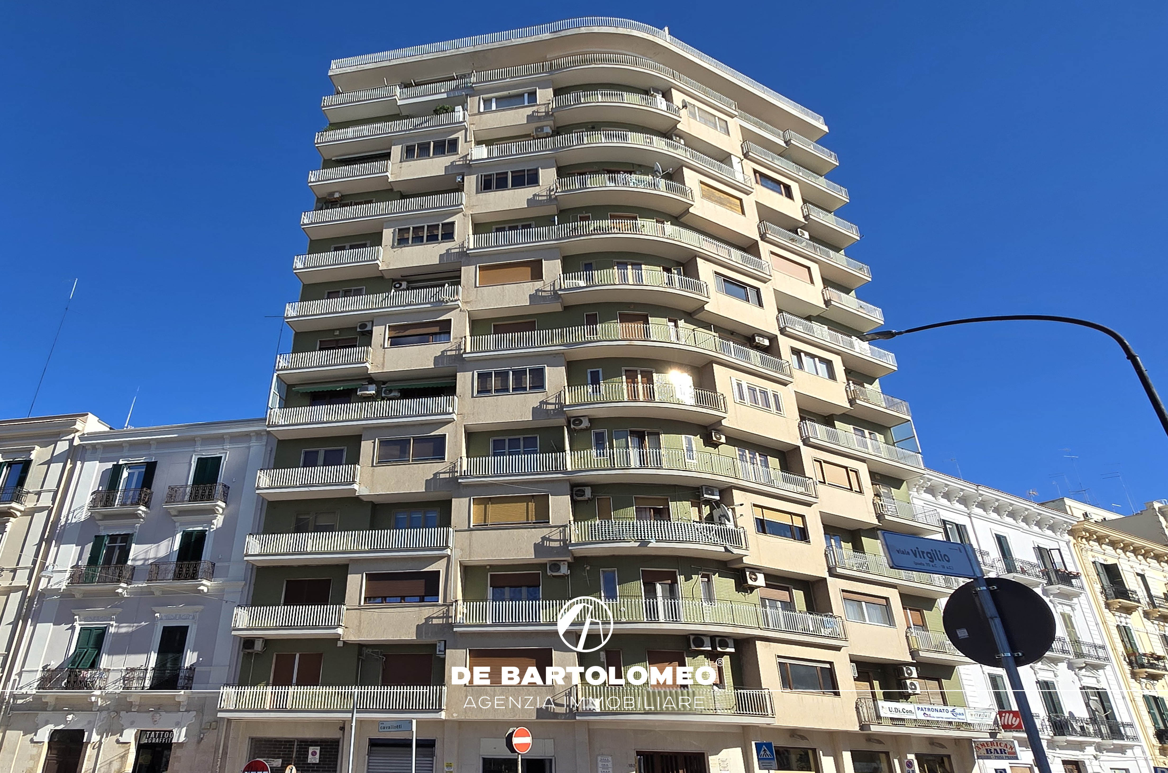 Taranto&nbsp;-&nbsp;Via Cavallotti ang. Viale Virgilio