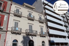 Taranto - Duplex di prestigio in Piazza Carbonelli